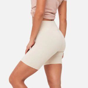 MATE The Label NWT Organic Stretch Biker Short in Bone Size Medium